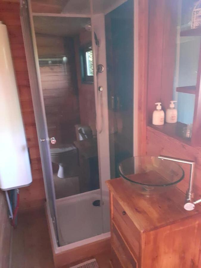 La Roulotte De La Clef Des Champs Hotel Buzancy  Екстериор снимка